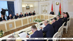 Lukashenko wants less spending on street lights