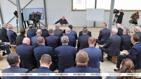 Lukashenko comments on managerial staff experiment in regions